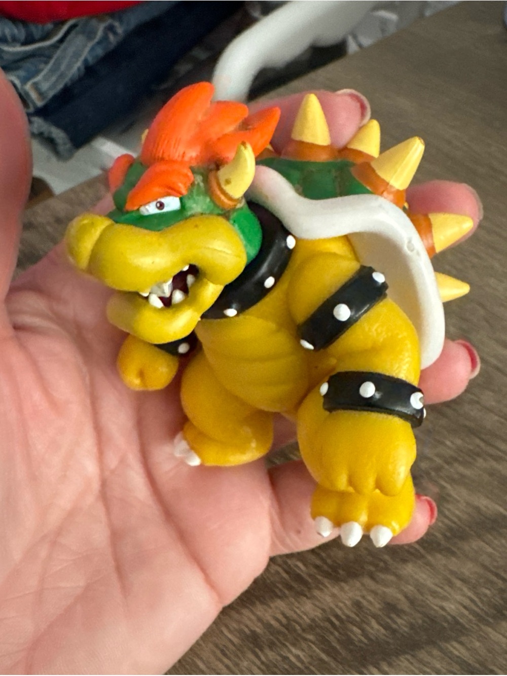 Jakks World of Nintendo Super Mario Bros Bowser 2.5 in Action Figure